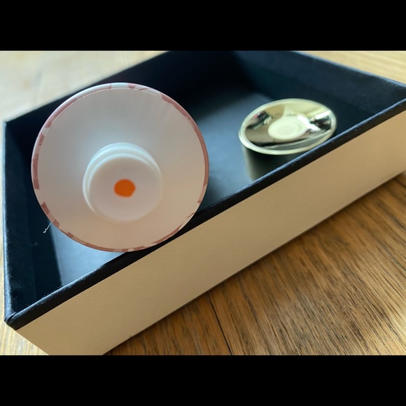 AERIN, ROSE HAND AND BODY CREAM - Picture 3 of 6